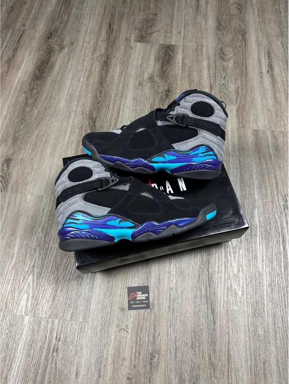 Size 10.5 - Jordan 8 Retro Aqua (2025)